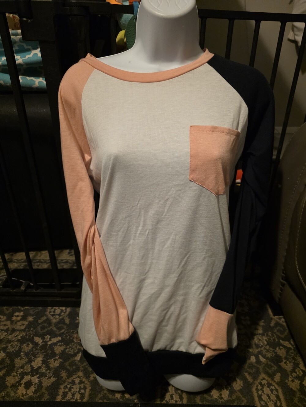 Colorblock Long-Sleeve Pocket Tee - Peach, Black & White